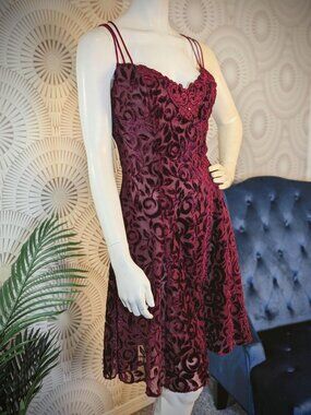 1990's Burgundy Velvet Gunne Sax Ballerina Dress - Women's Size 10/M